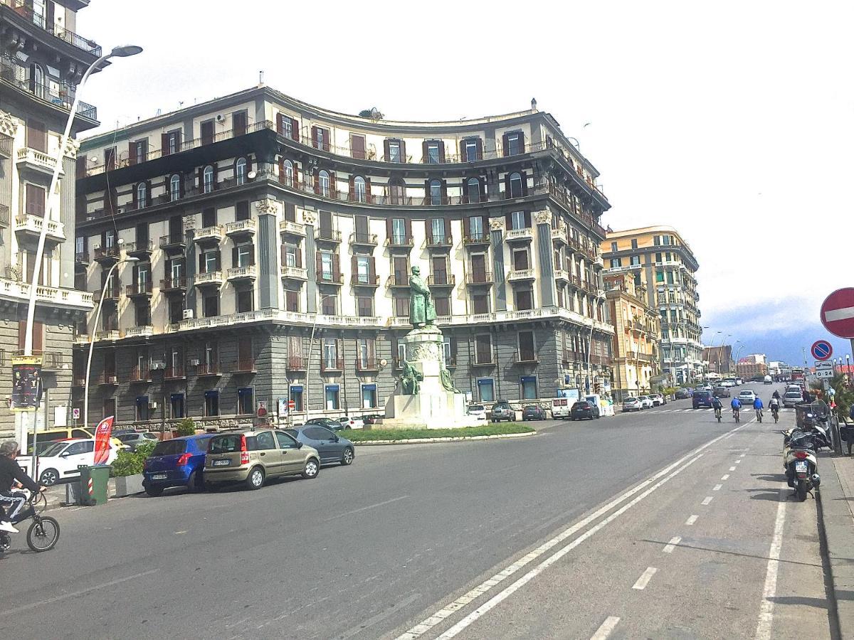 Residenza Santa Lu B&B Napoli Ruang foto